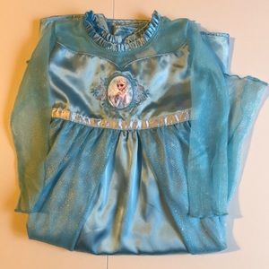 Elsa nightgown/ dress up